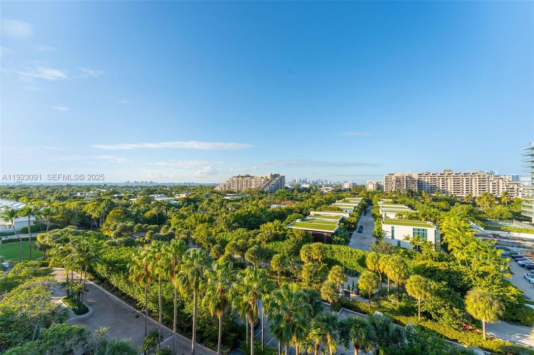 For Rent: $18,000 (3 beds, 4 baths, 2840 Square Feet)