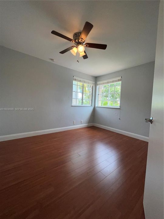 For Rent: $7,300 (5 beds, 3 baths, 2953 Square Feet)