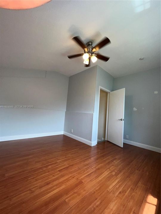 For Rent: $7,300 (5 beds, 3 baths, 2953 Square Feet)