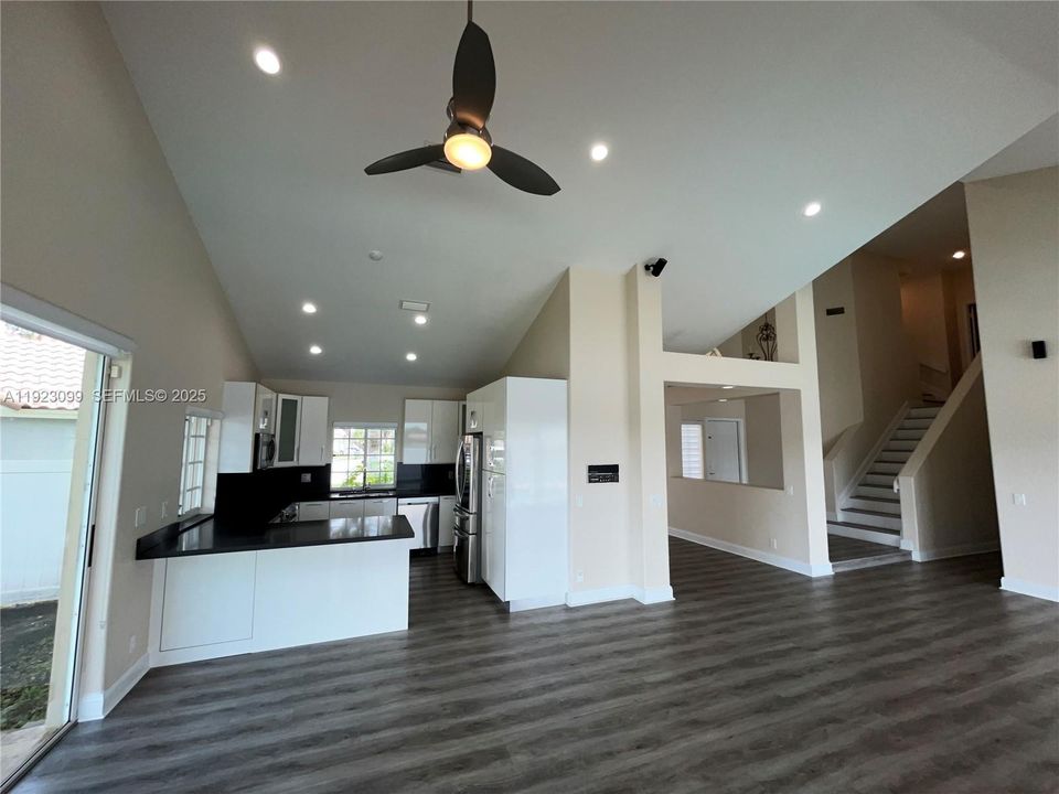 For Rent: $7,300 (5 beds, 3 baths, 2953 Square Feet)