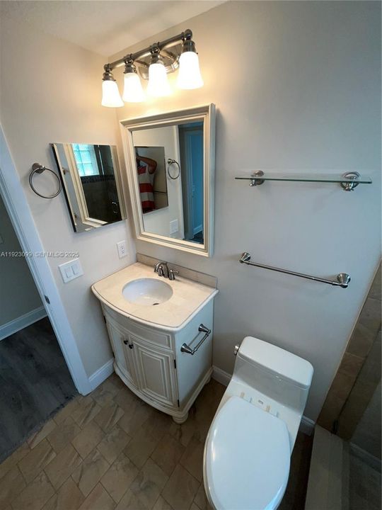 For Rent: $7,300 (5 beds, 3 baths, 2953 Square Feet)