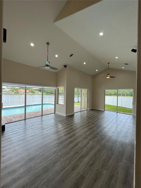 For Rent: $7,300 (5 beds, 3 baths, 2953 Square Feet)