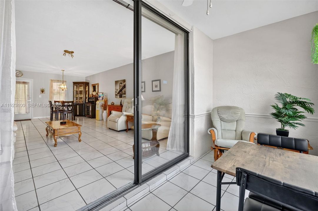 En Venta: $89,000 (1 camas, 1 baños, 748 Pies cuadrados)