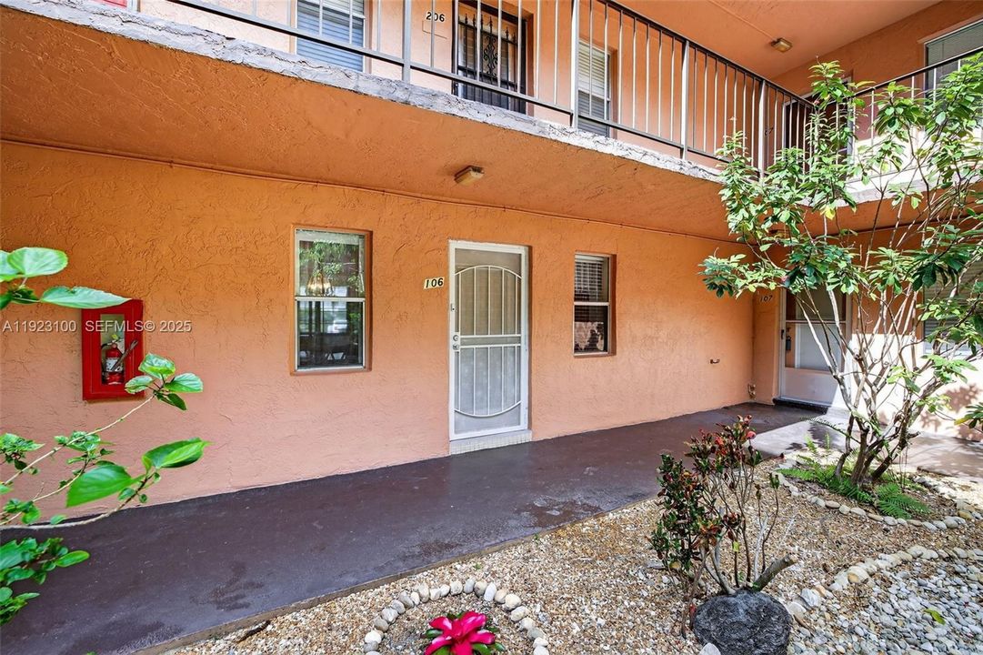 En Venta: $89,000 (1 camas, 1 baños, 748 Pies cuadrados)