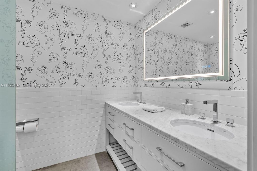 For Rent: $22,000 (3 beds, 3 baths, 2300 Square Feet)