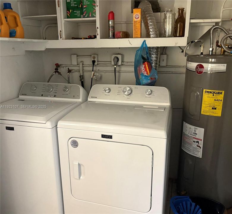 待售: $595,000 (3 贝兹, 2 浴室, 1913 平方英尺)