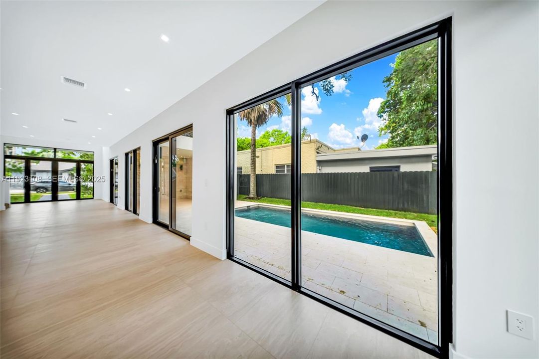 For Sale: $2,199,000 (5 beds, 4 baths, 3013 Square Feet)