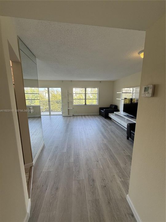 For Sale: $199,000 (1 beds, 1 baths, 0 Square Feet)