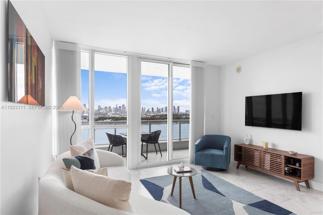 For Rent: $8,500 (2 beds, 2 baths, 1058 Square Feet)