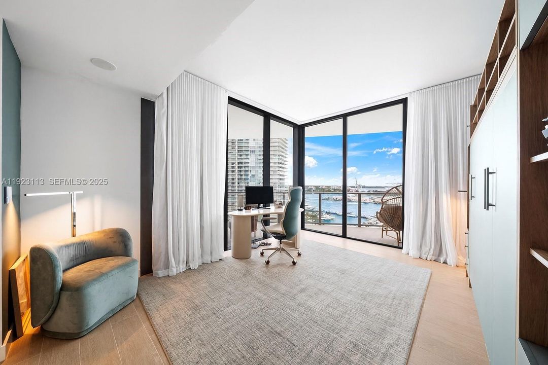 待售: $4,600,000 (3 贝兹, 3 浴室, 2178 平方英尺)