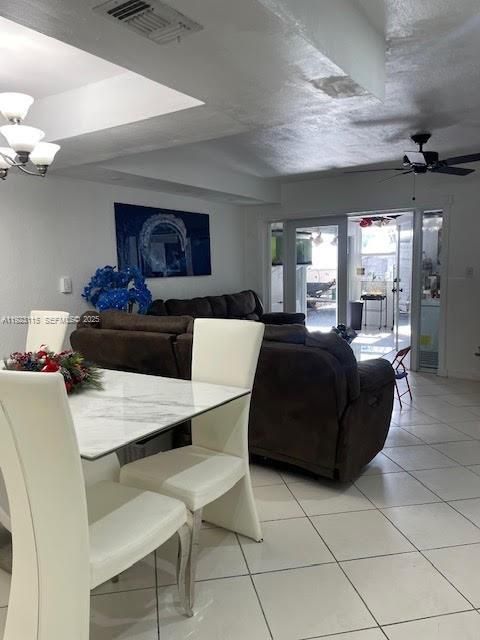 For Sale: $450,000 (2 beds, 1 baths, 1110 Square Feet)