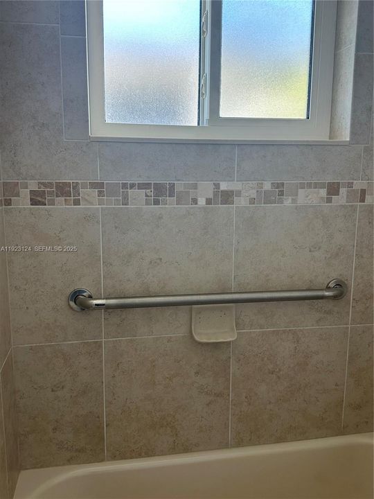 Ensuite primary bath