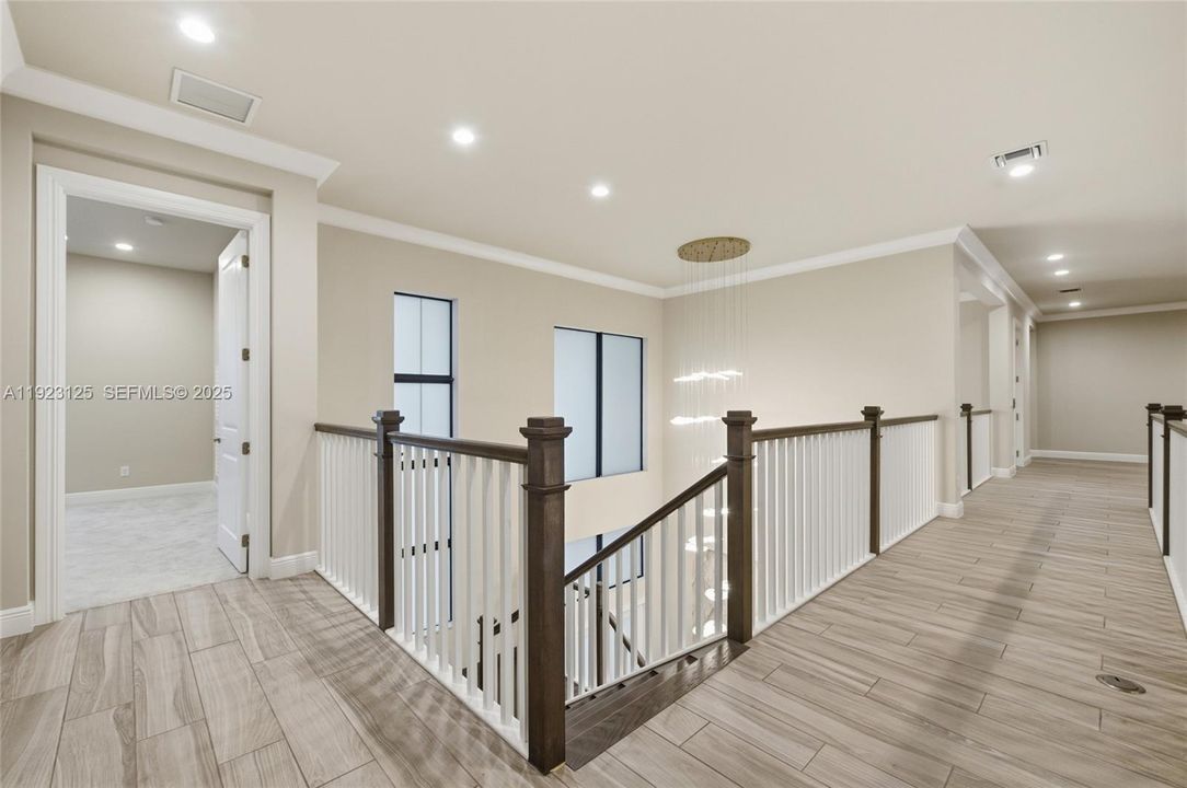 En Venta: $4,225,000 (7 camas, 8 baños, 7895 Pies cuadrados)