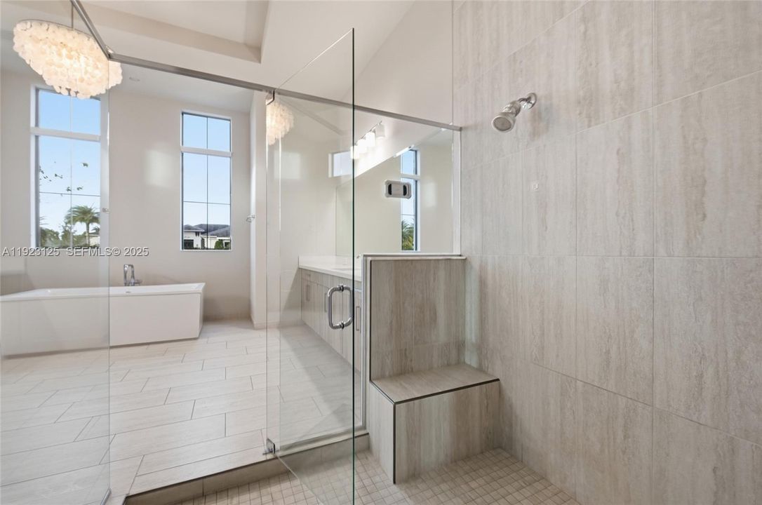 En Venta: $4,225,000 (7 camas, 8 baños, 7895 Pies cuadrados)