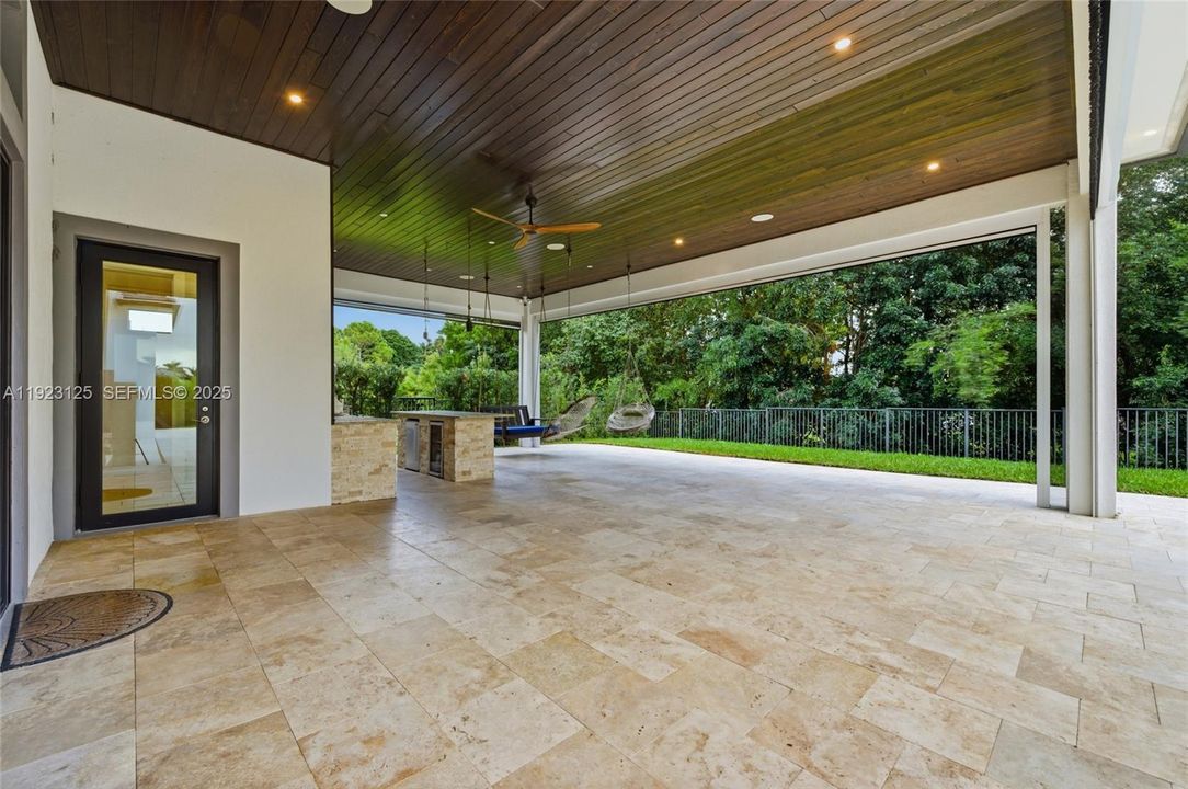 En Venta: $4,225,000 (7 camas, 8 baños, 7895 Pies cuadrados)