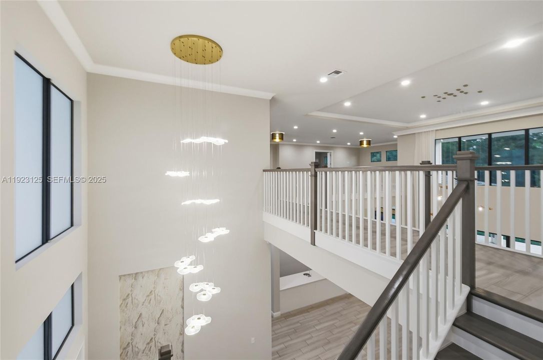 En Venta: $4,225,000 (7 camas, 8 baños, 7895 Pies cuadrados)