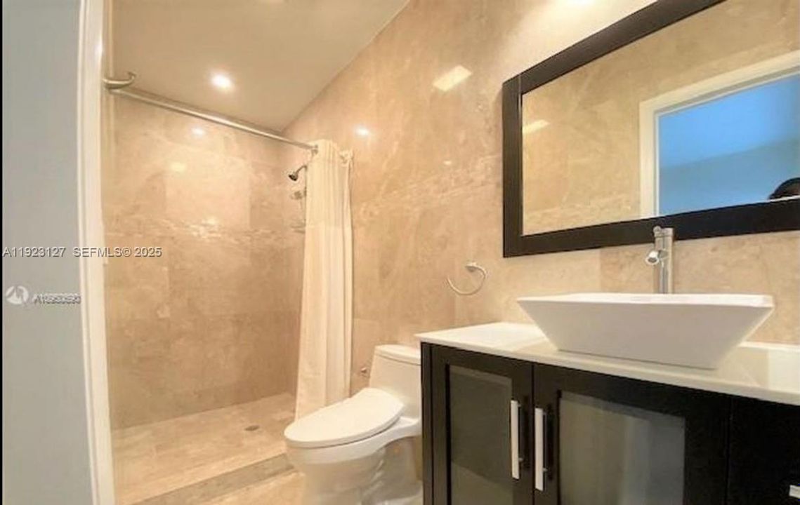 В аренду: $18,750 (4 спален, 4 ванн, 3488 Квадратных фут)