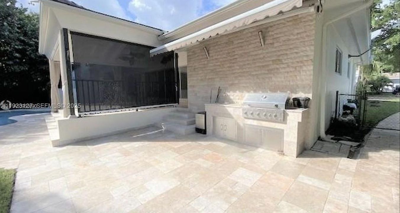 В аренду: $18,750 (4 спален, 4 ванн, 3488 Квадратных фут)