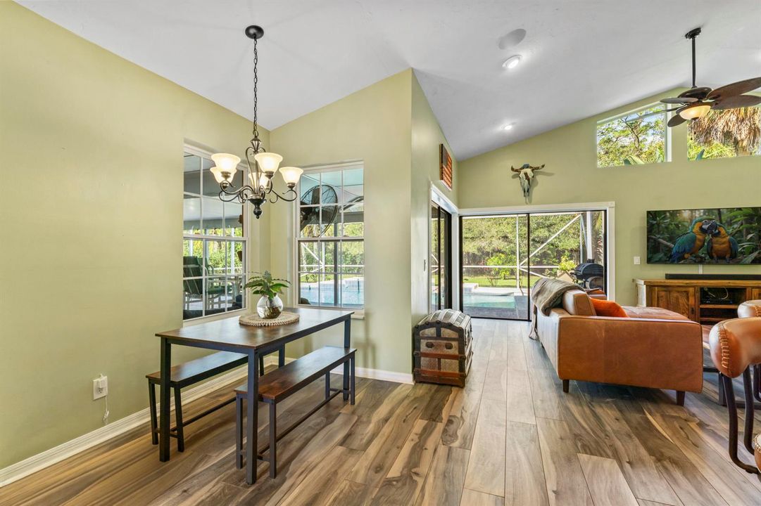 FAMILY ROOM / DEN