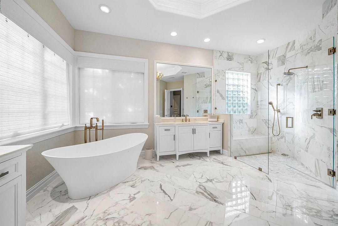 Owners Bath