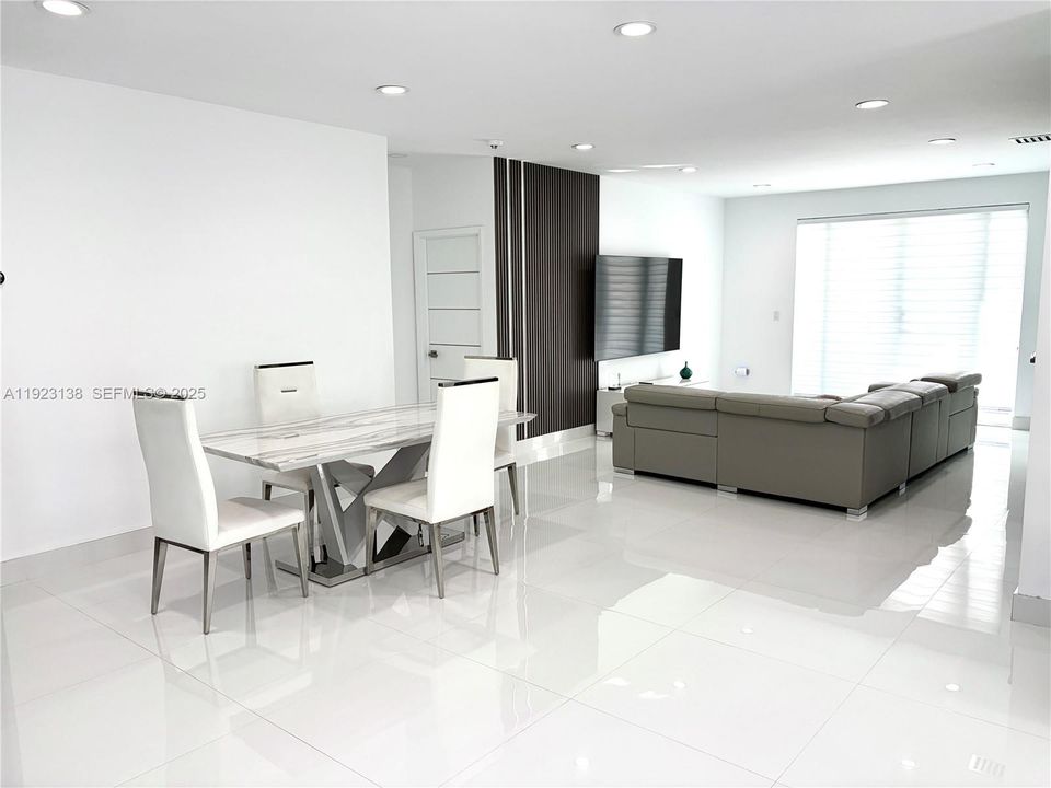 待售: $659,900 (3 贝兹, 2 浴室, 1769 平方英尺)