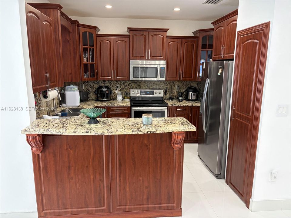 待售: $659,900 (3 贝兹, 2 浴室, 1769 平方英尺)