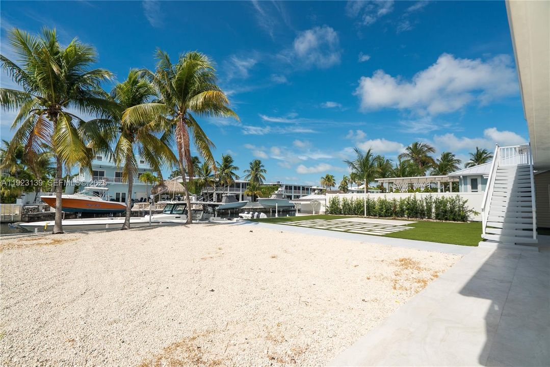 待售: $2,249,000 (5 贝兹, 3 浴室, 204 平方英尺)