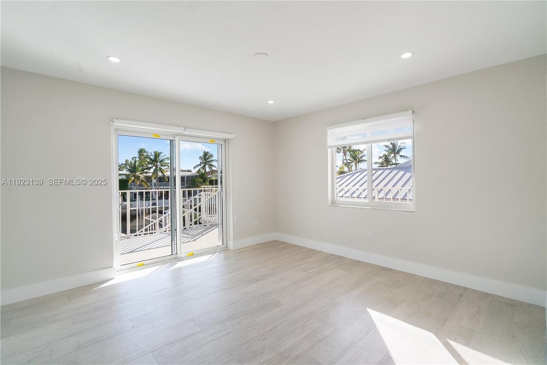 待售: $2,249,000 (5 贝兹, 3 浴室, 204 平方英尺)