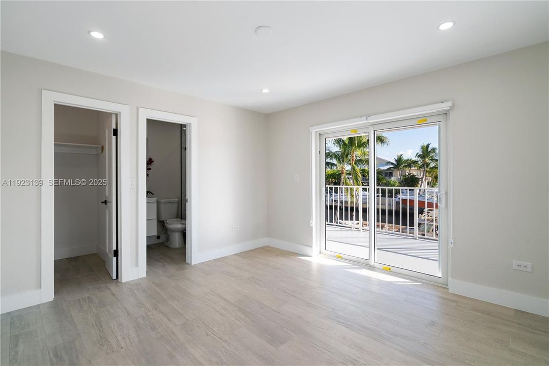 待售: $2,249,000 (5 贝兹, 3 浴室, 204 平方英尺)