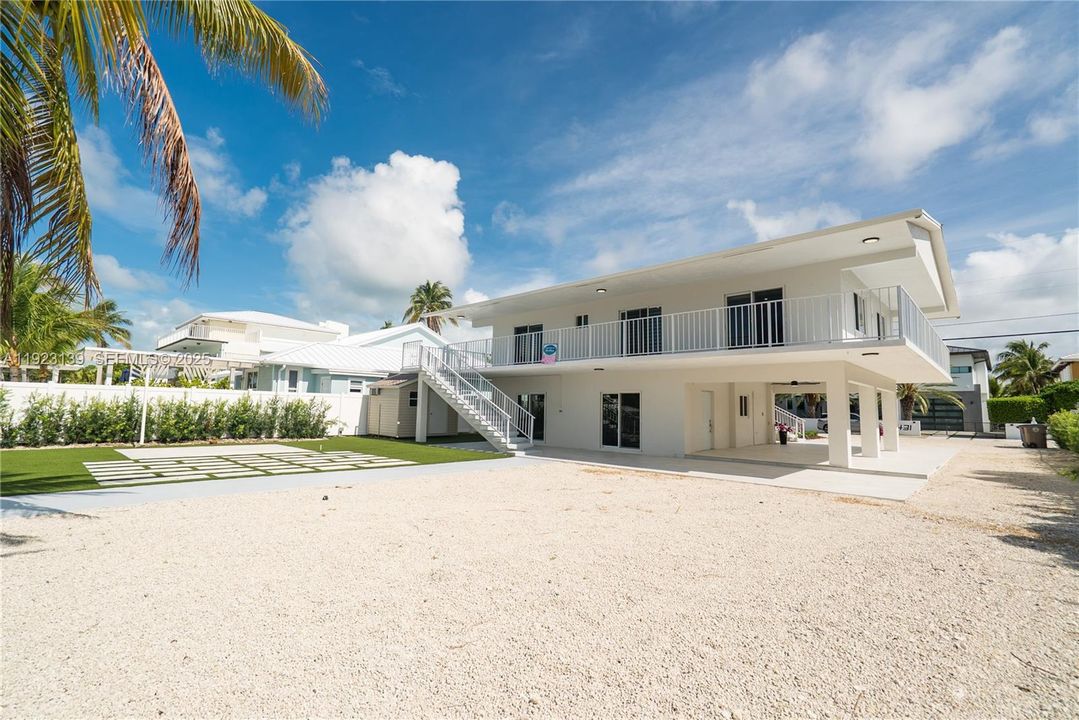 待售: $2,249,000 (5 贝兹, 3 浴室, 204 平方英尺)