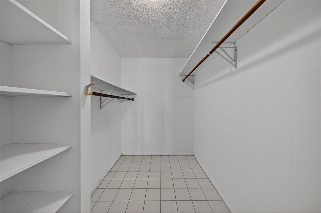 Walk in Closet