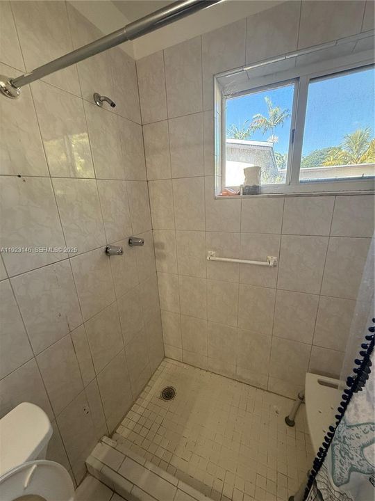 For Sale: $525,000 (3 beds, 2 baths, 1421 Square Feet)