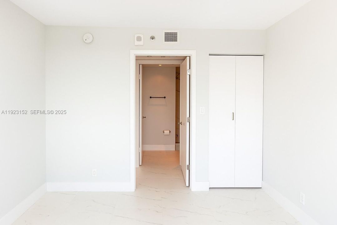 En Venta: $690,000 (2 camas, 2 baños, 1020 Pies cuadrados)