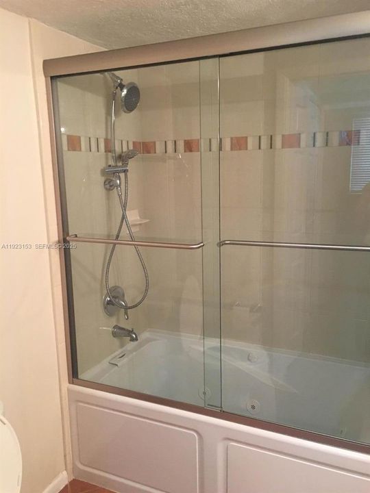 На продажу: $212,000 (2 спален, 2 ванн, 1066 Квадратных фут)