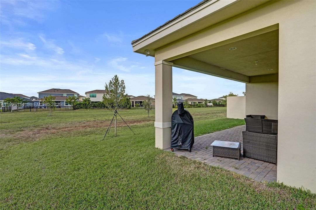 For Sale: $715,000 (3 beds, 3 baths, 2262 Square Feet)