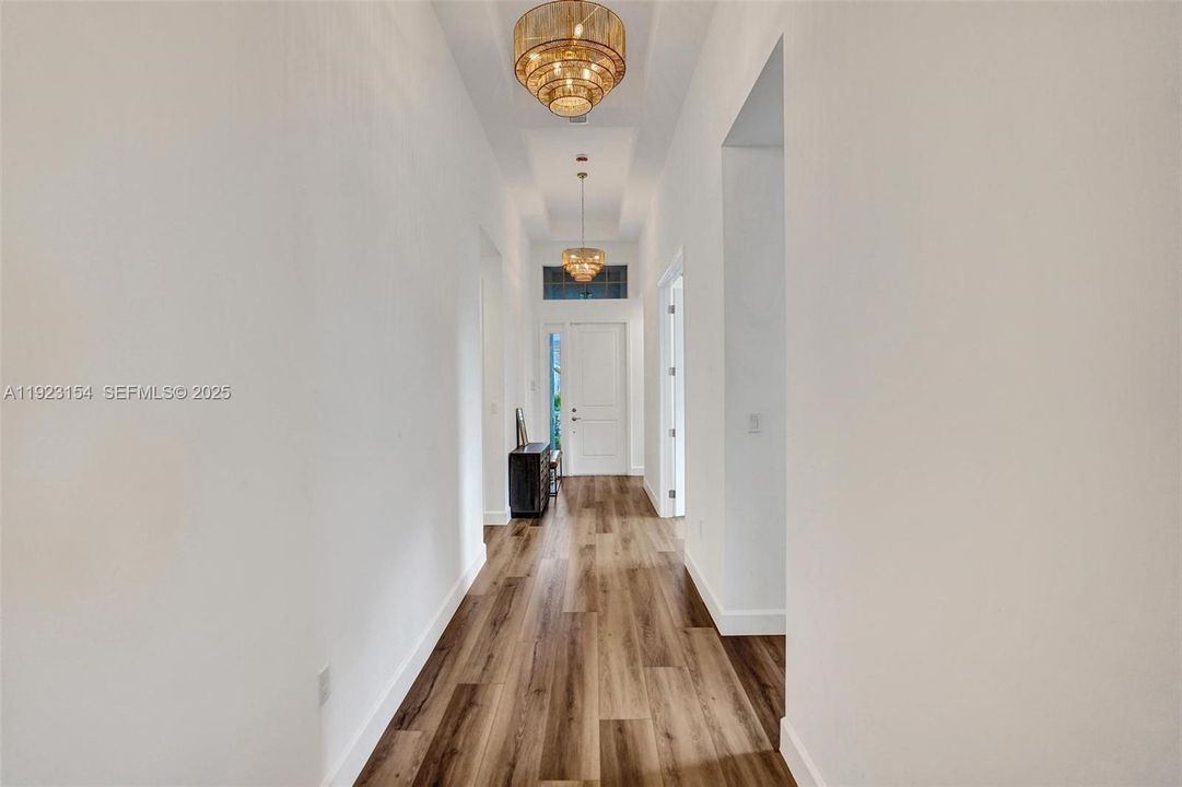 For Sale: $715,000 (3 beds, 3 baths, 2262 Square Feet)