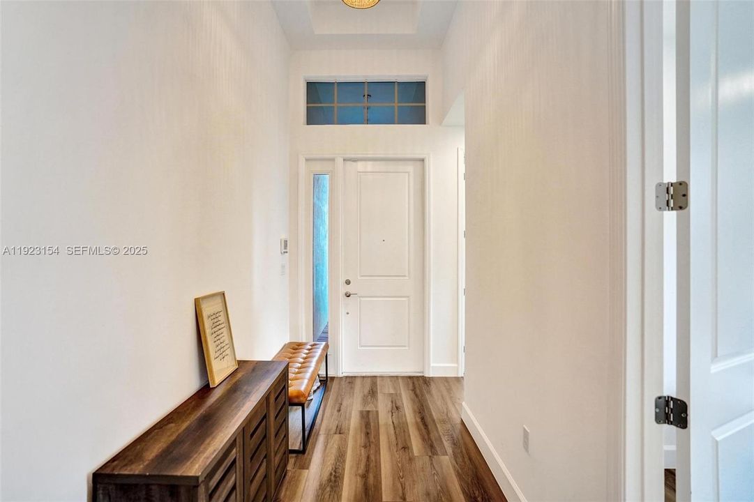 For Sale: $715,000 (3 beds, 3 baths, 2262 Square Feet)