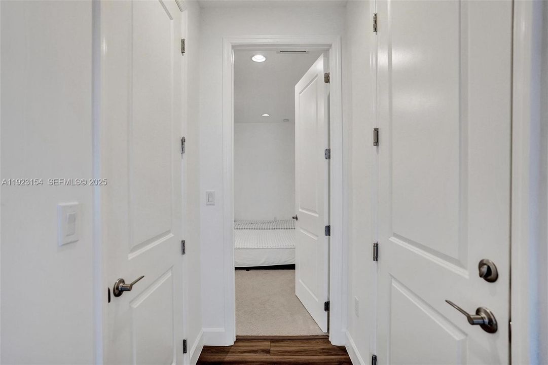 For Sale: $715,000 (3 beds, 3 baths, 2262 Square Feet)