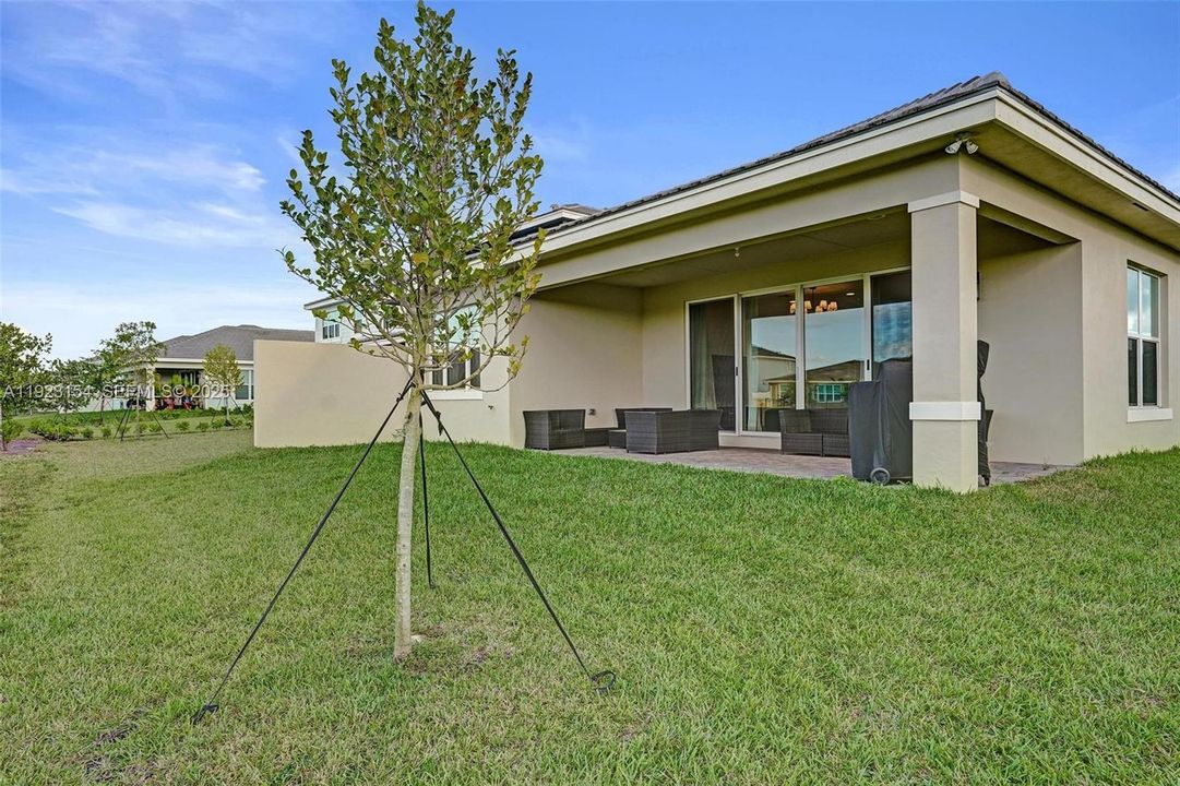 For Sale: $715,000 (3 beds, 3 baths, 2262 Square Feet)