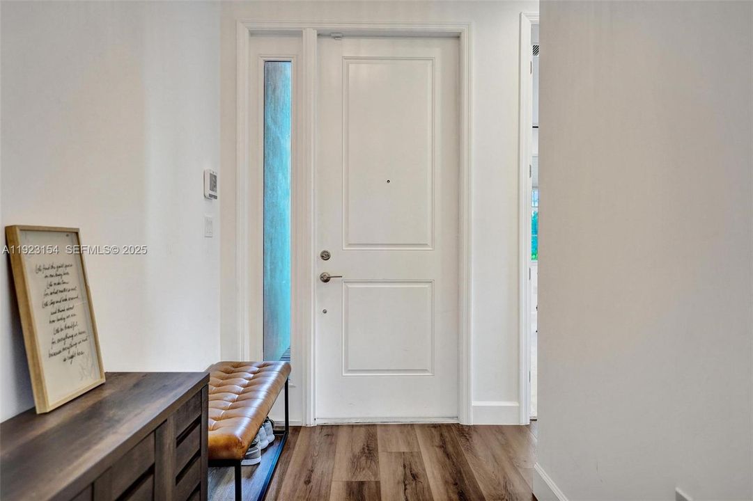 For Sale: $715,000 (3 beds, 3 baths, 2262 Square Feet)