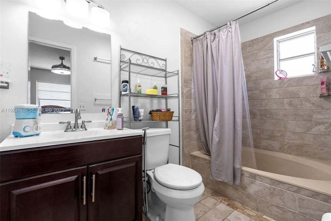 For Sale: $499,000 (3 beds, 2 baths, 1328 Square Feet)