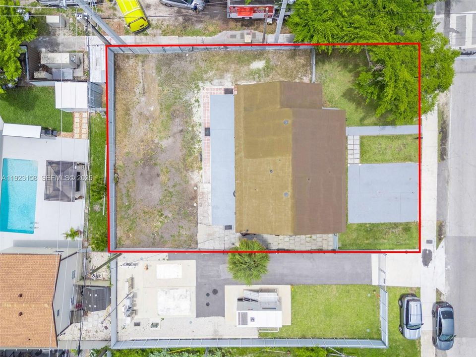 For Sale: $499,000 (3 beds, 2 baths, 1328 Square Feet)