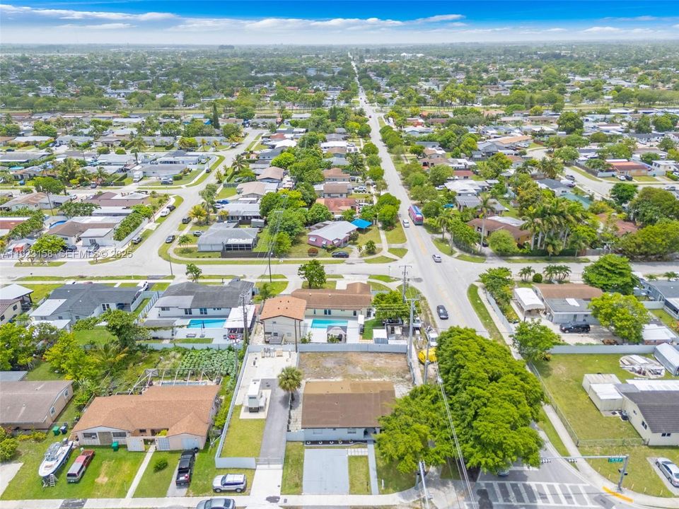 For Sale: $499,000 (3 beds, 2 baths, 1328 Square Feet)
