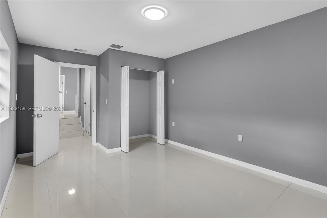 For Rent: $5,500 (4 beds, 3 baths, 1715 Square Feet)