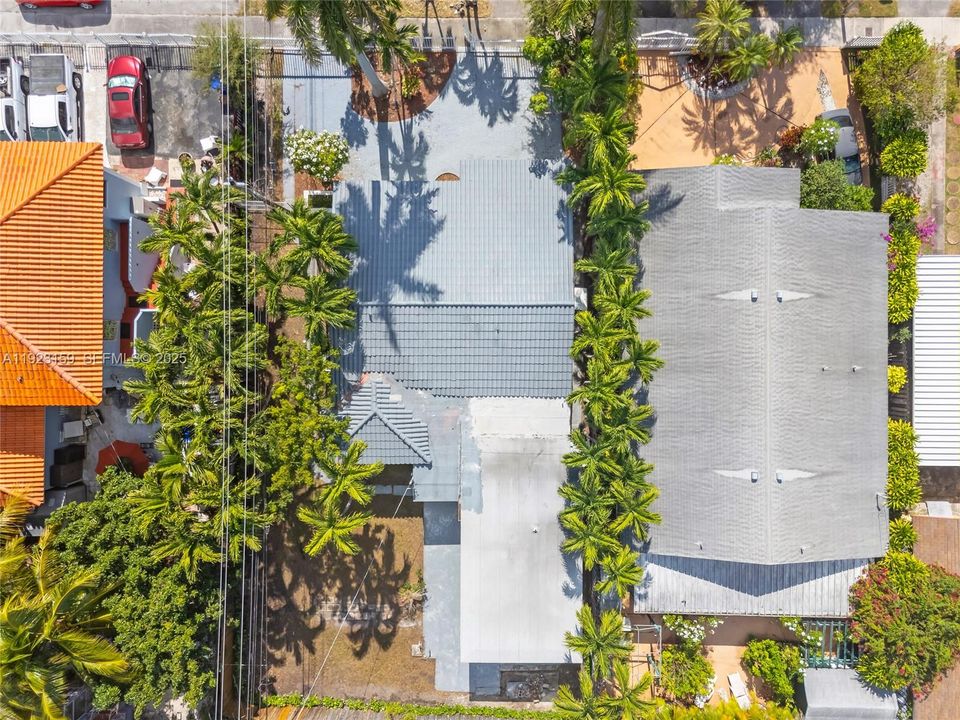 For Rent: $5,500 (4 beds, 3 baths, 1715 Square Feet)