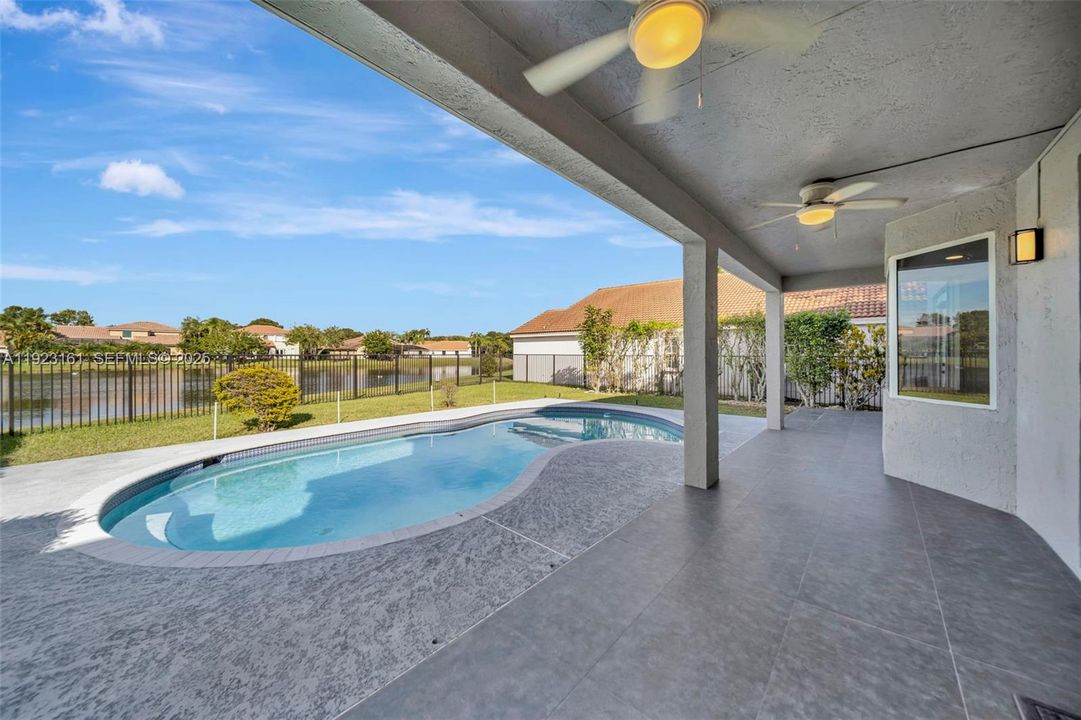 For Sale: $1,250,000 (4 beds, 2 baths, 2730 Square Feet)