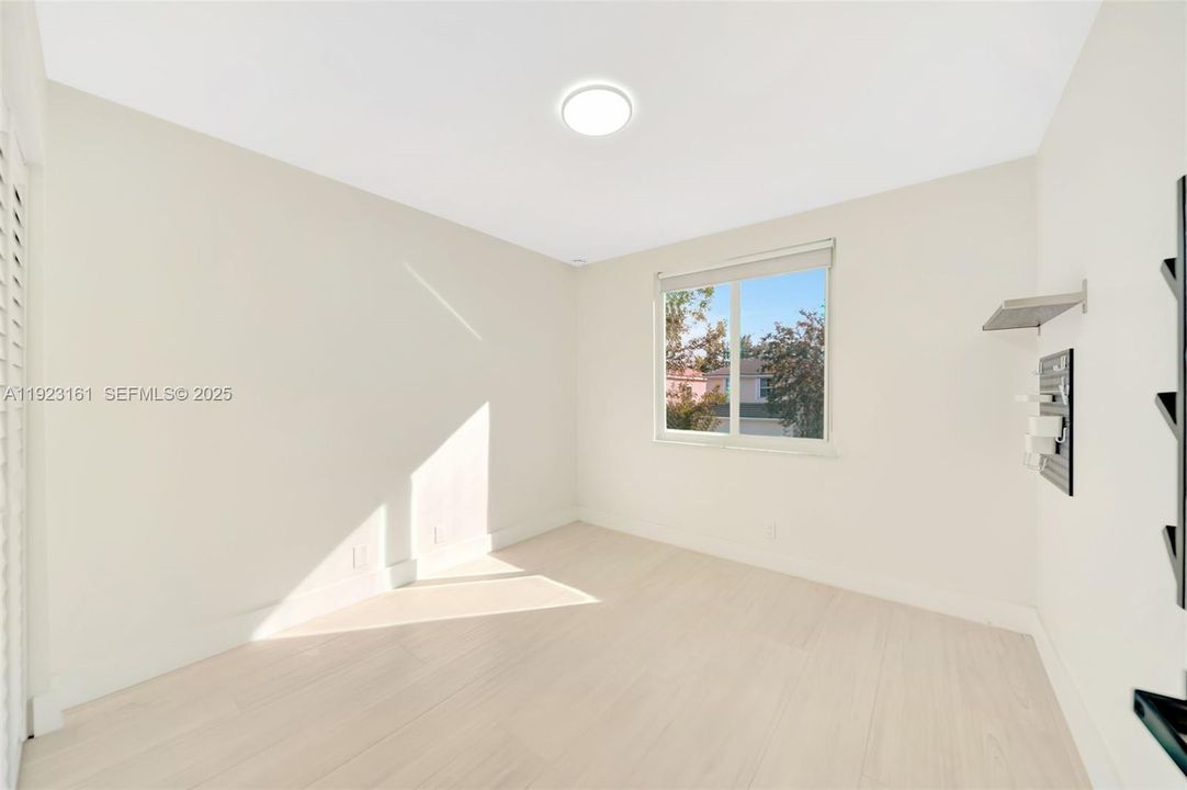 For Sale: $1,250,000 (4 beds, 2 baths, 2730 Square Feet)