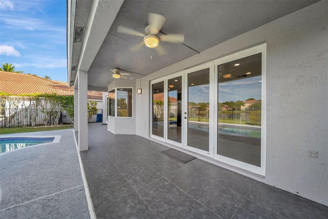 For Sale: $1,250,000 (4 beds, 2 baths, 2730 Square Feet)