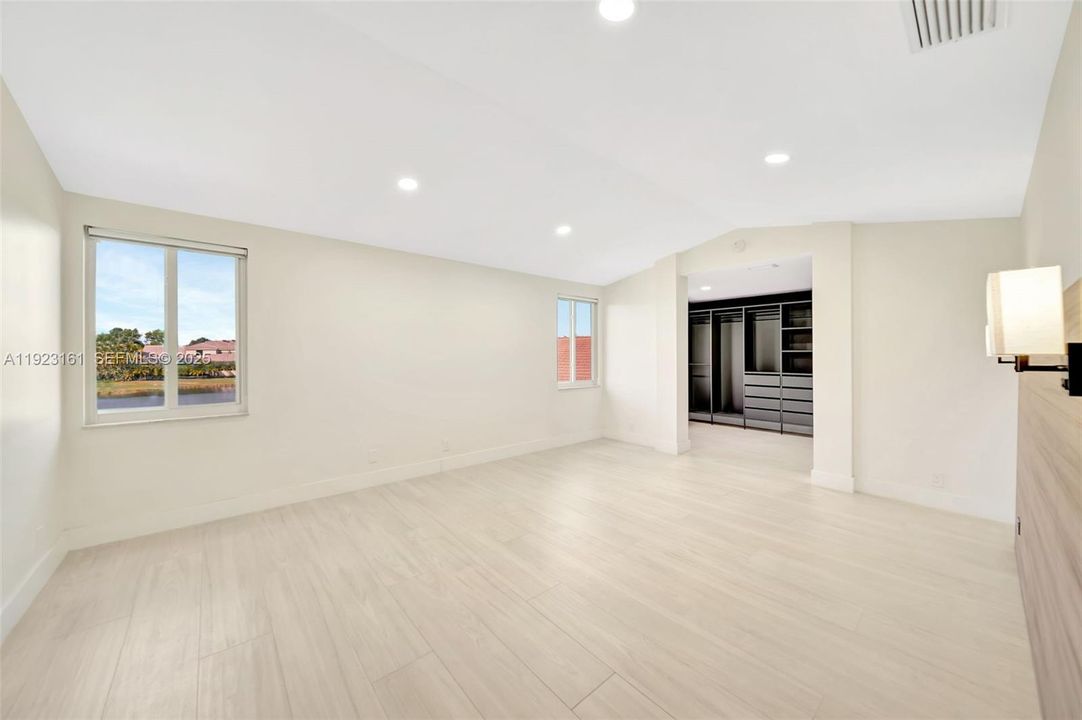 For Sale: $1,250,000 (4 beds, 2 baths, 2730 Square Feet)