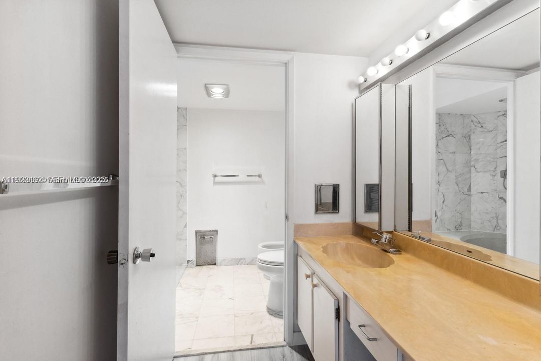 На продажу: $613,000 (2 спален, 2 ванн, 1467 Квадратных фут)